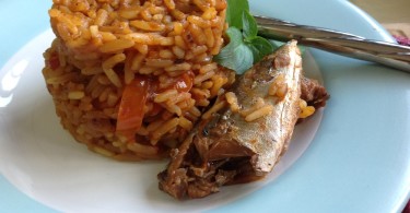 nigerian food rice with mackerel fish